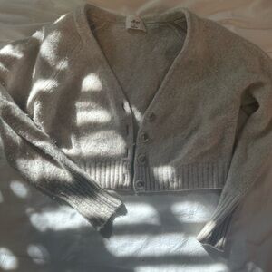 Aritzia Wilfred cropped cardigan